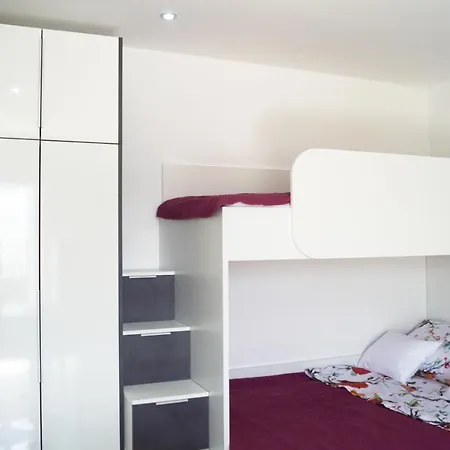 Studio Apartman Podstrana