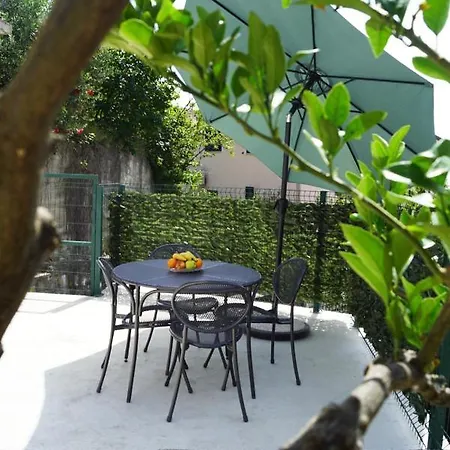 Studio Apartman Podstrana